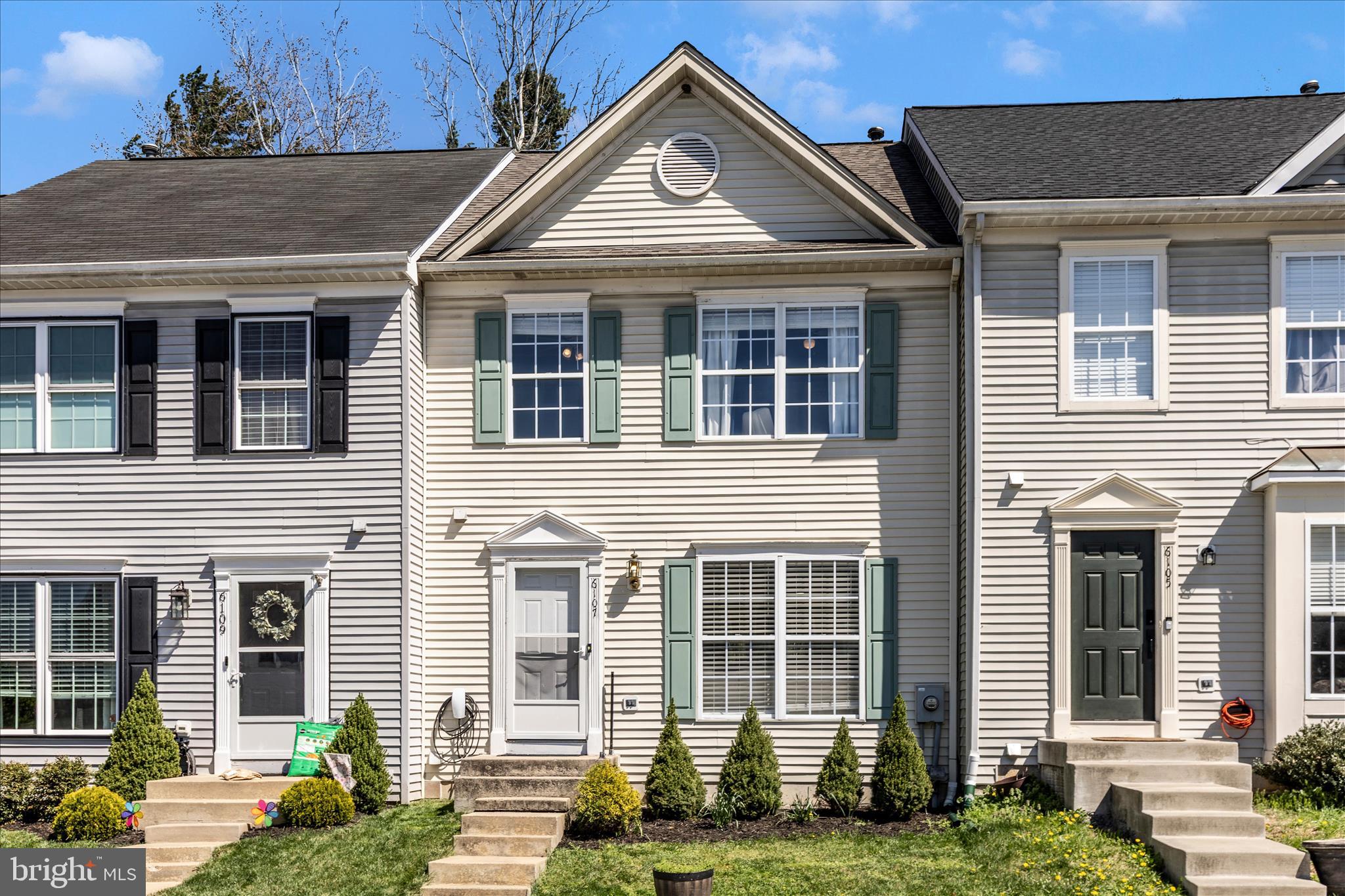 SPRING RIDGE - Residential