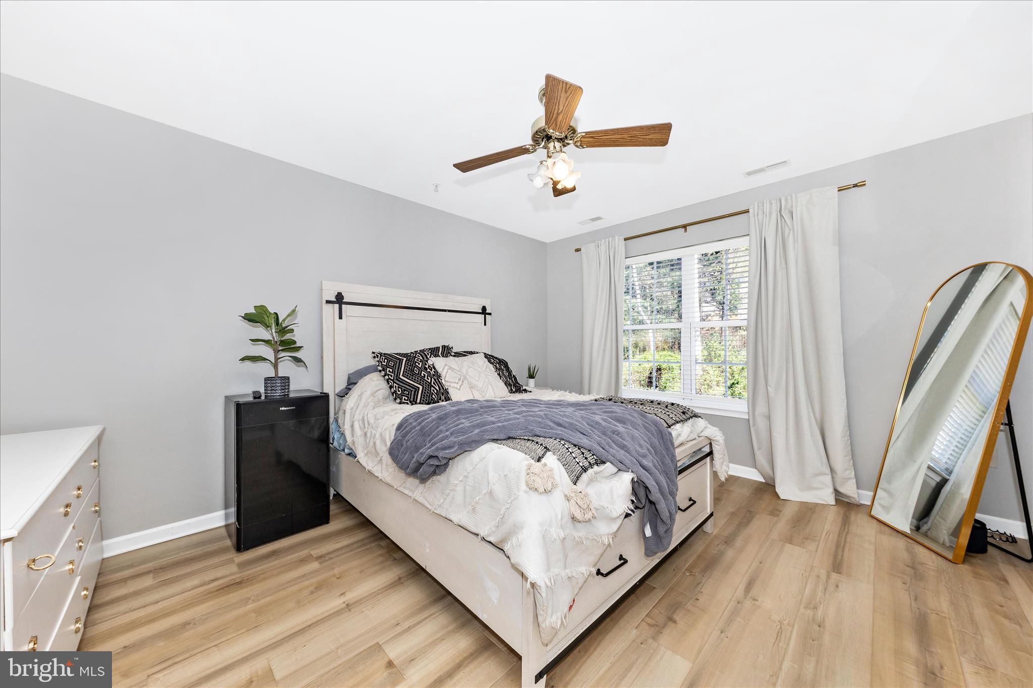 SPRING RIDGE - Residential