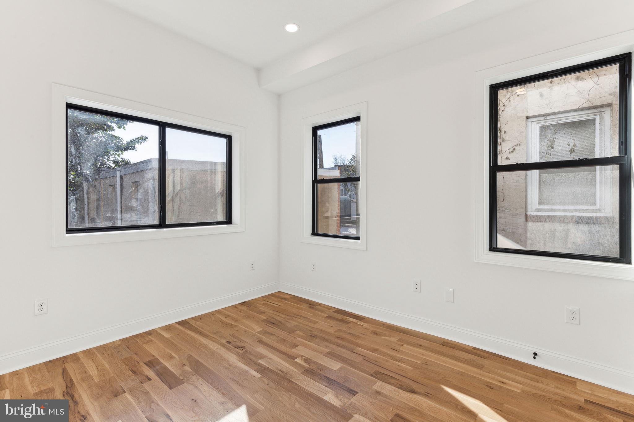 GRADUATE HOSPITAL - Residential