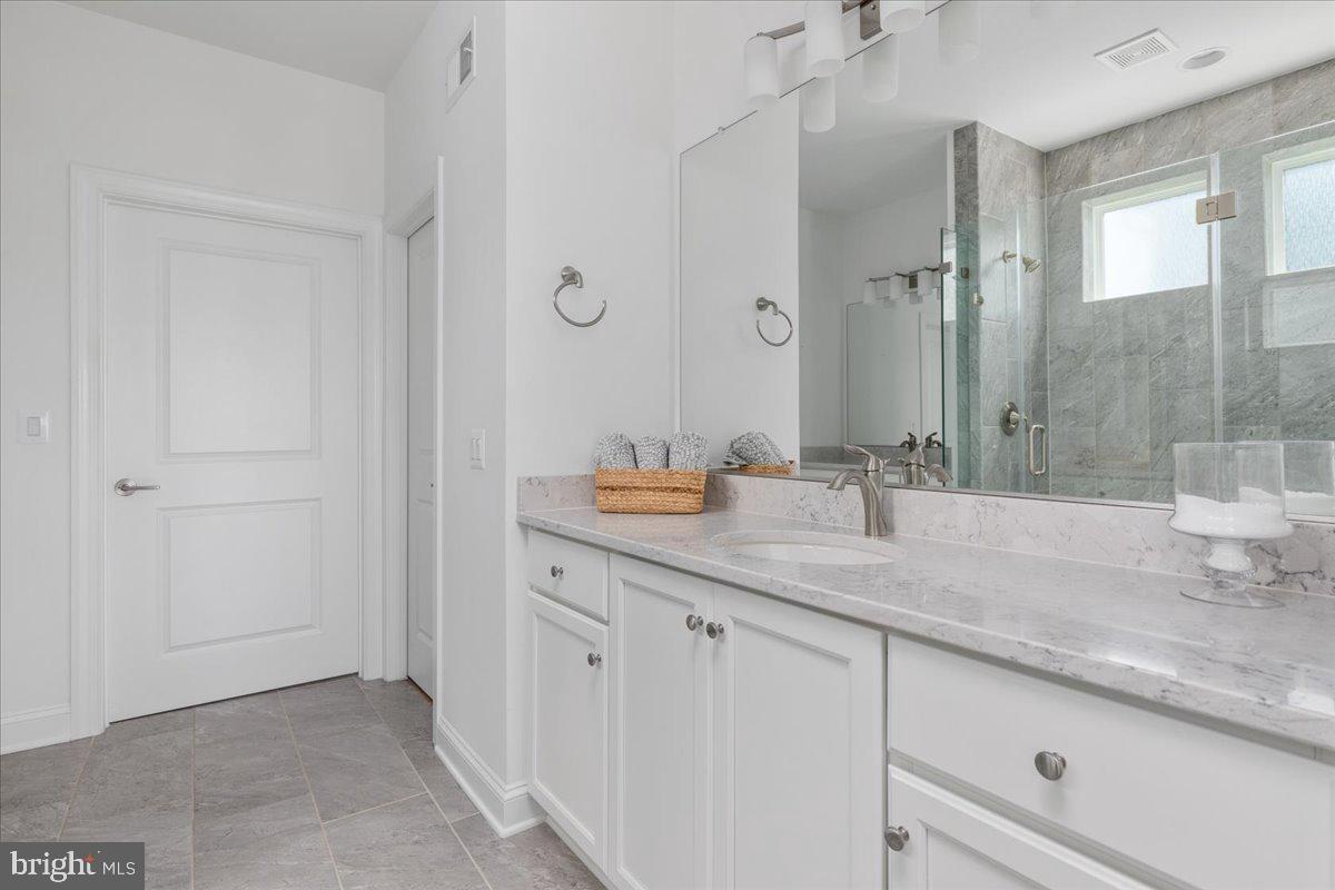 SHENANDOAH - Residential