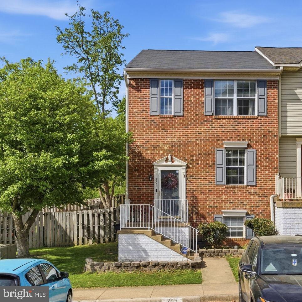 STAFFORD MEWS - Residential