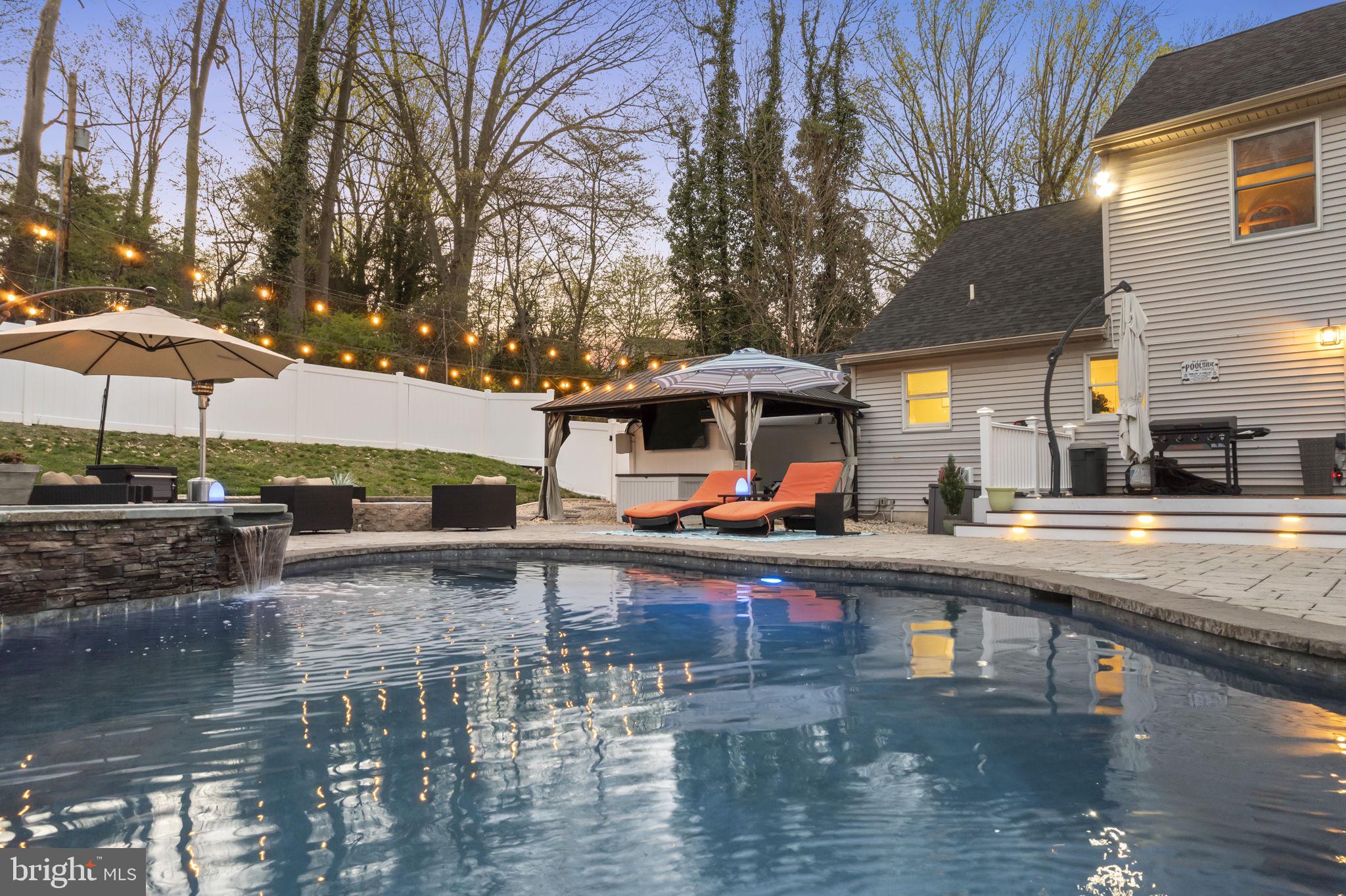 HIGH MEADOW - Residential