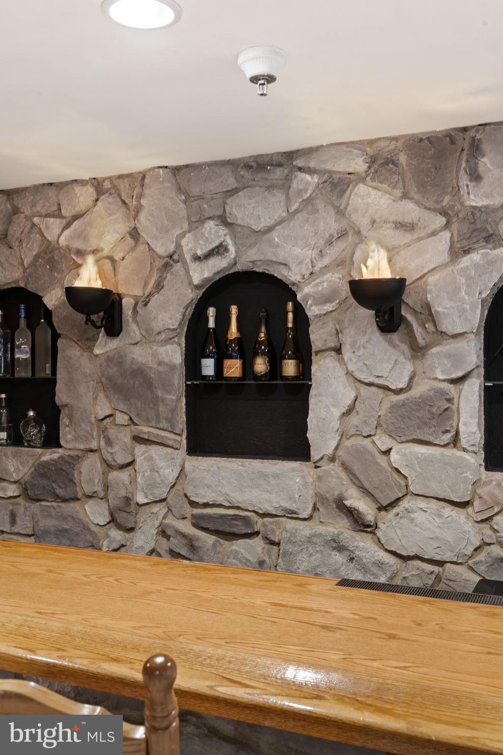 HIGH MEADOW - Residential