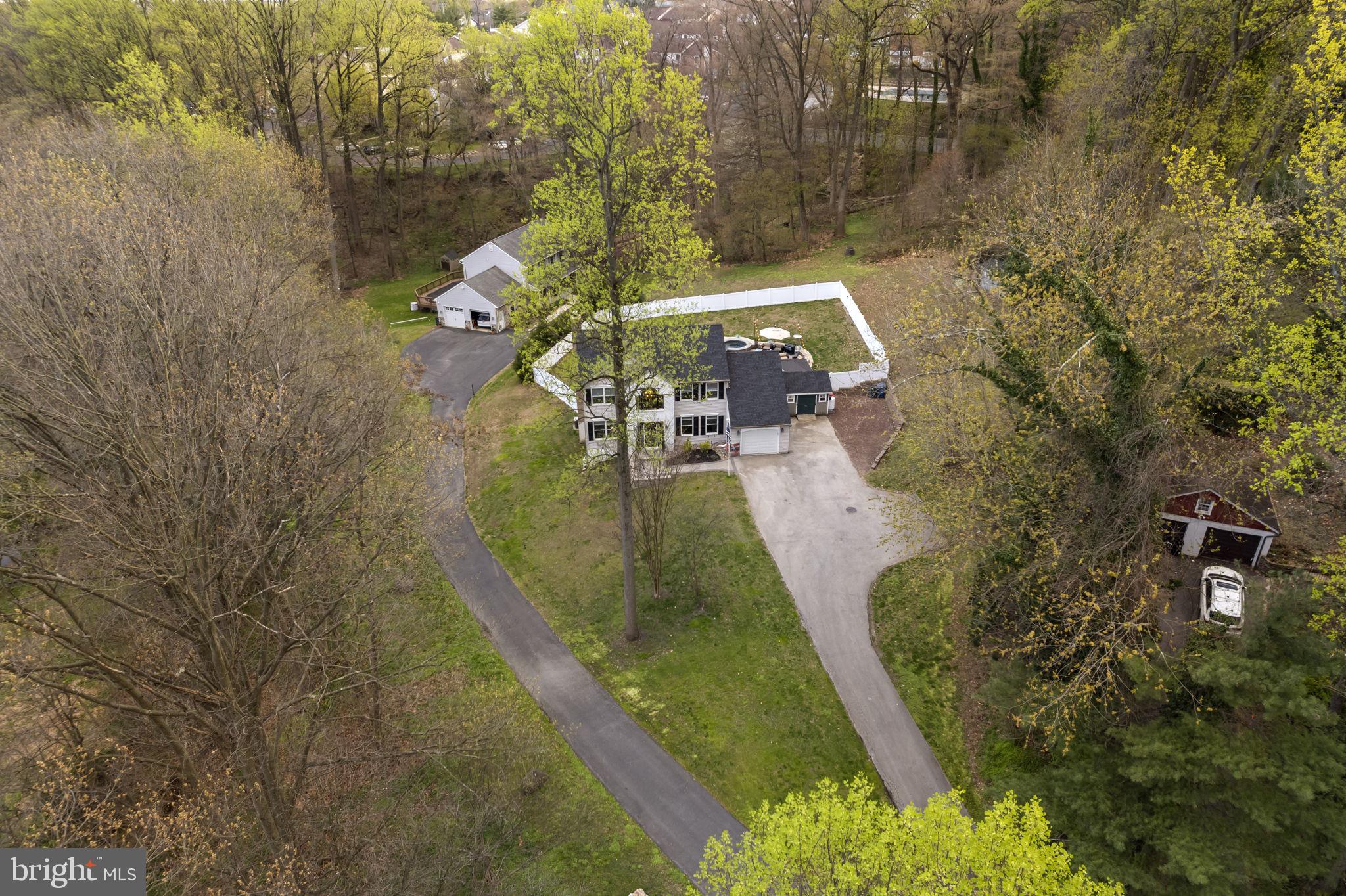 HIGH MEADOW - Residential