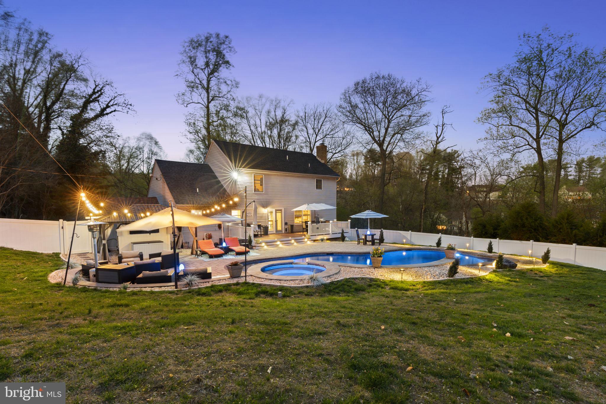 HIGH MEADOW - Residential