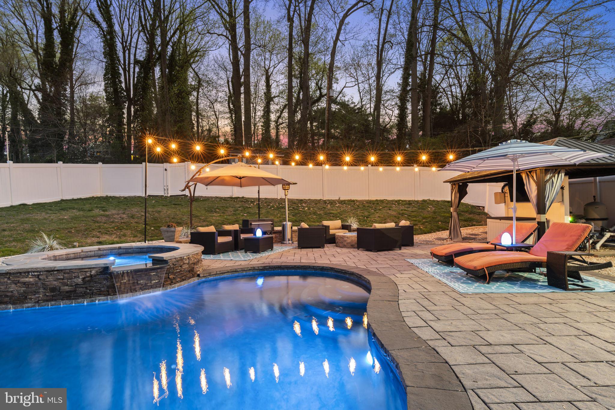 HIGH MEADOW - Residential