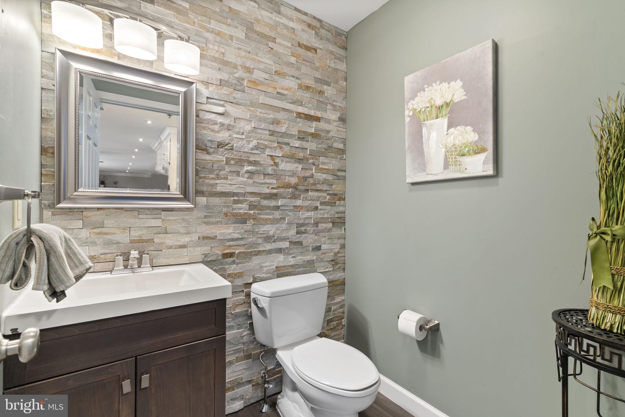 HIGH MEADOW - Residential