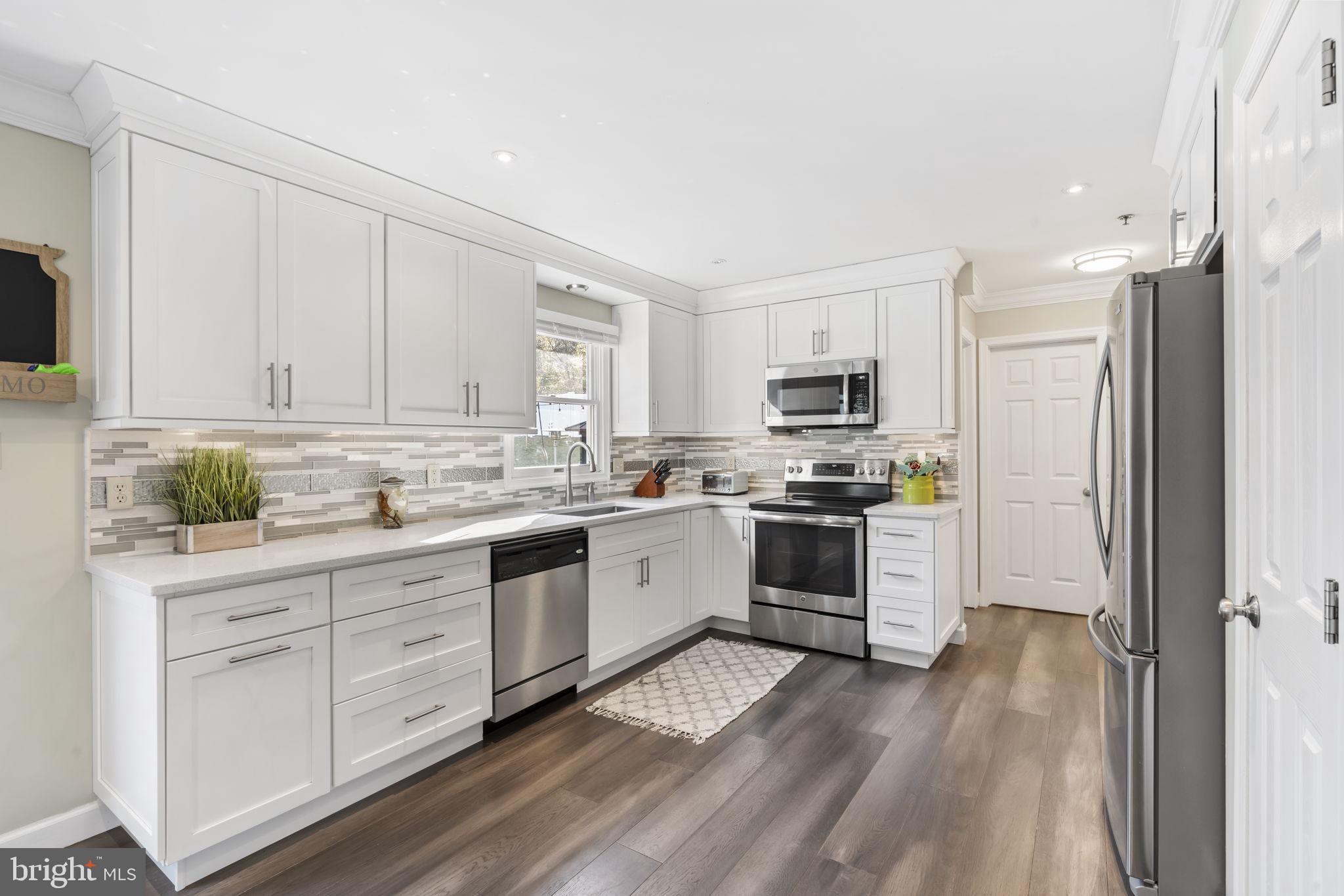 HIGH MEADOW - Residential