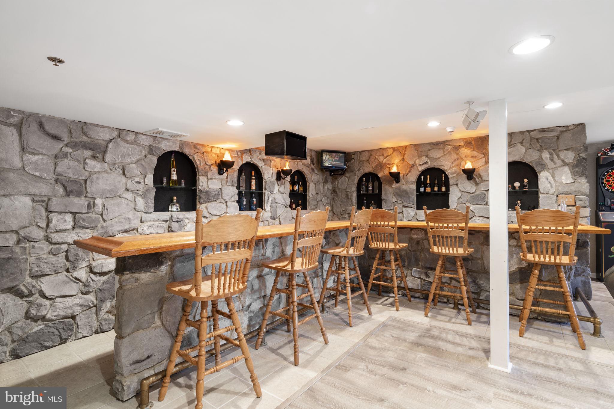 HIGH MEADOW - Residential