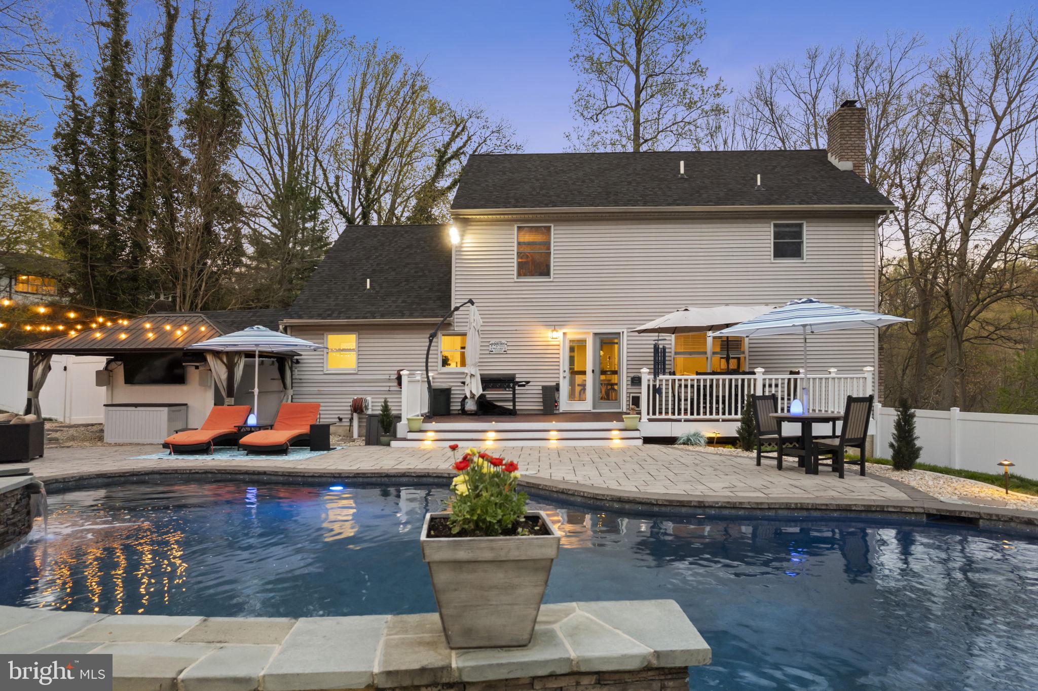 HIGH MEADOW - Residential