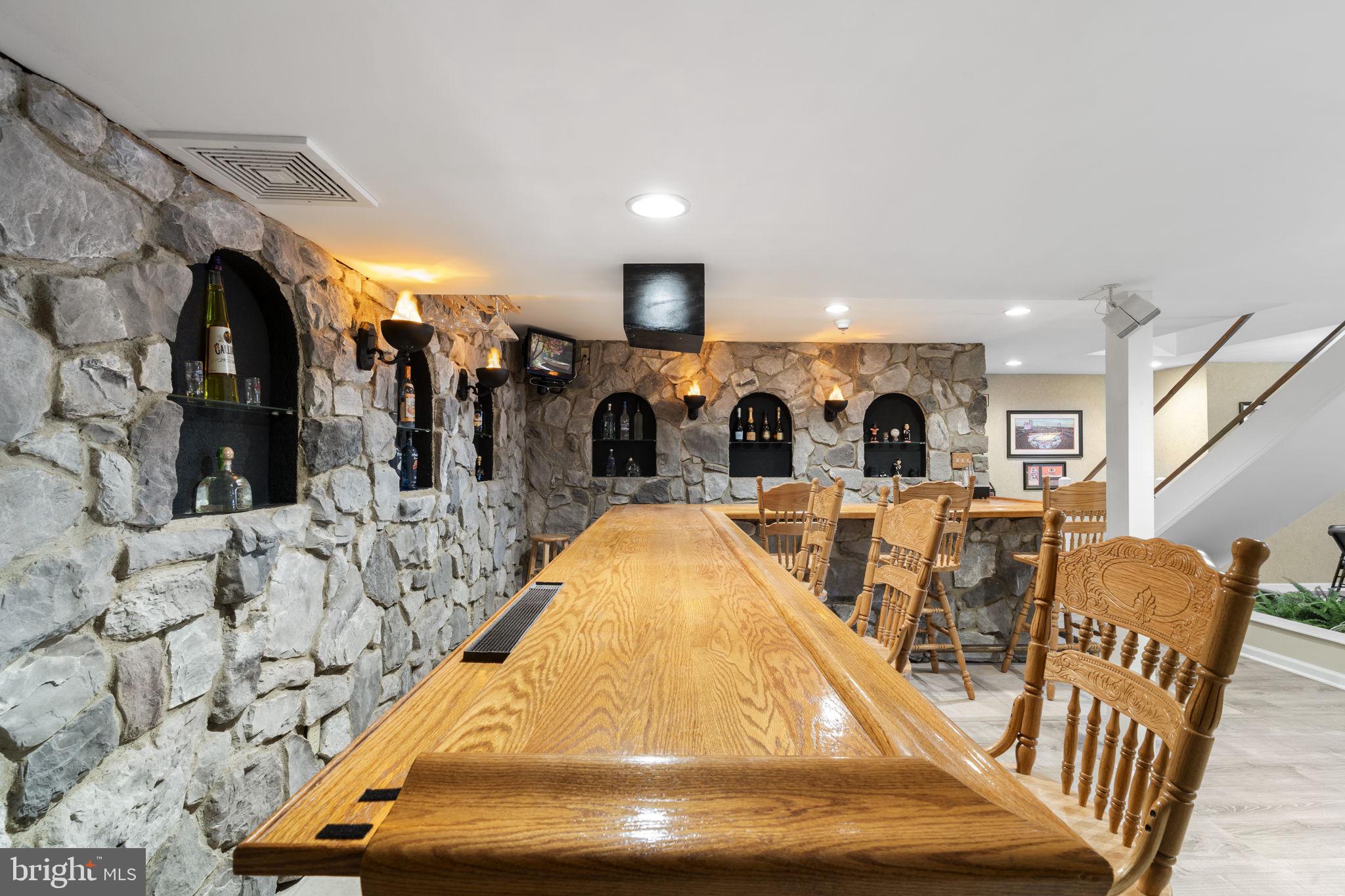 HIGH MEADOW - Residential