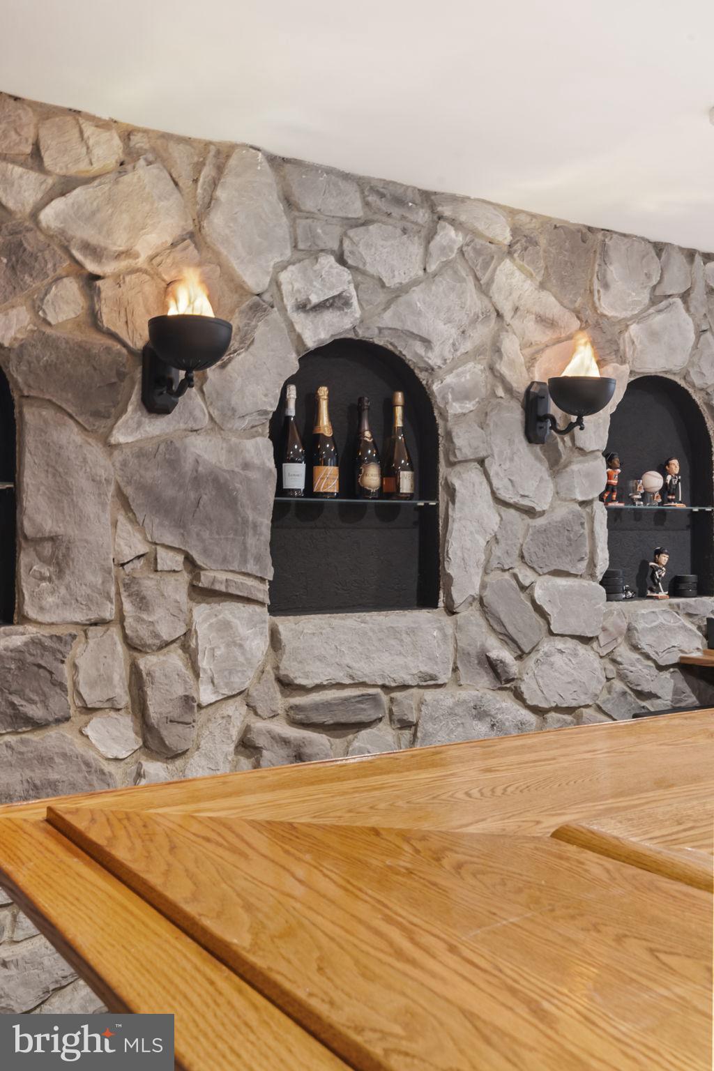 HIGH MEADOW - Residential