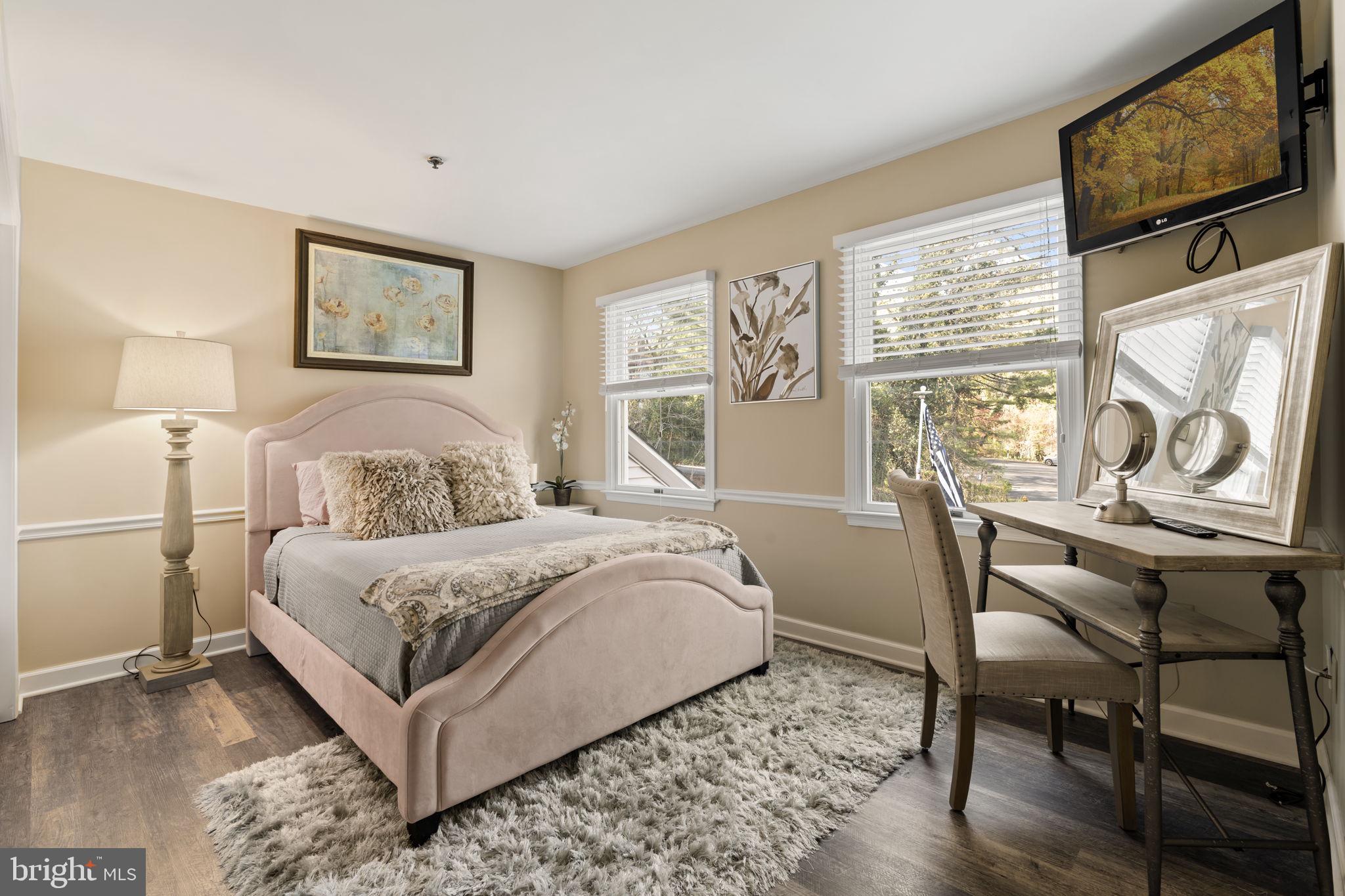 HIGH MEADOW - Residential