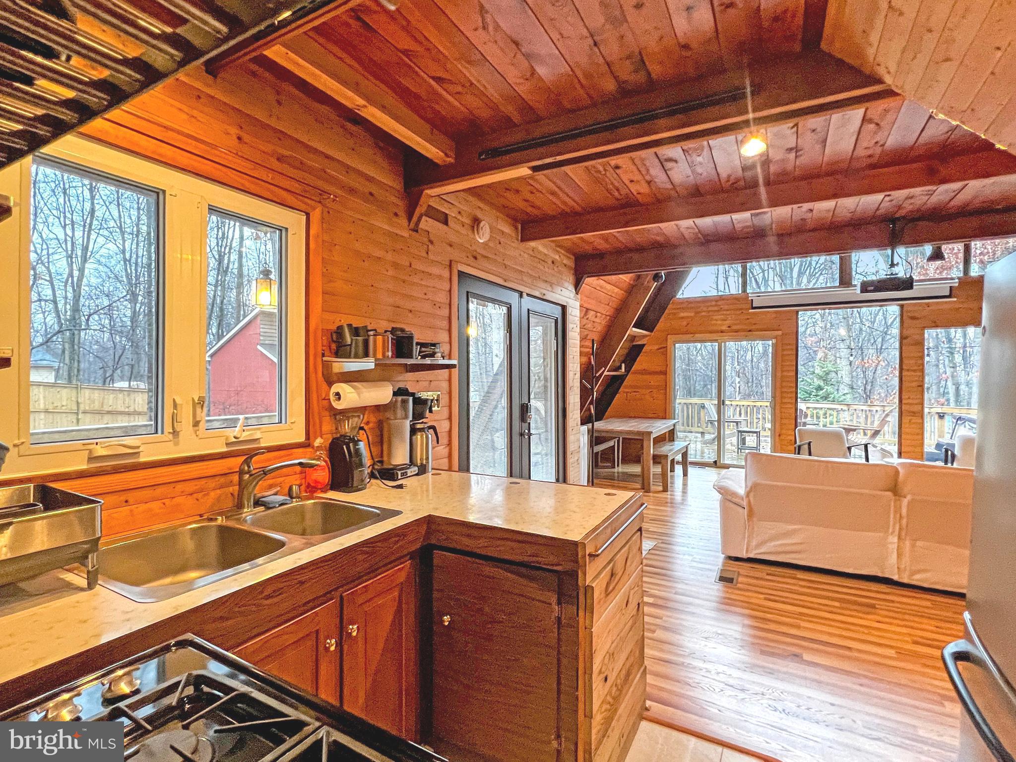 SHANNONDALE - Residential