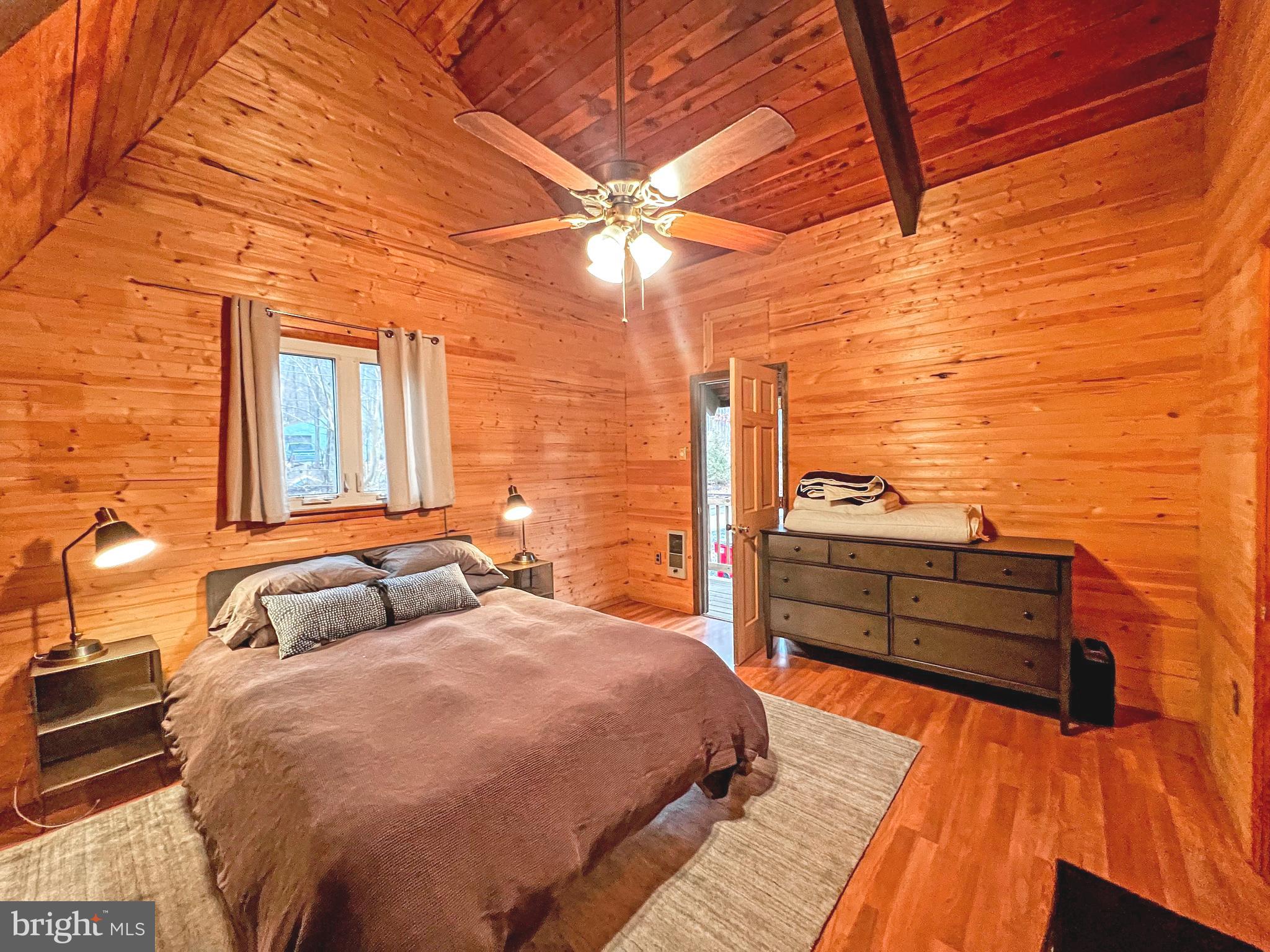 SHANNONDALE - Residential