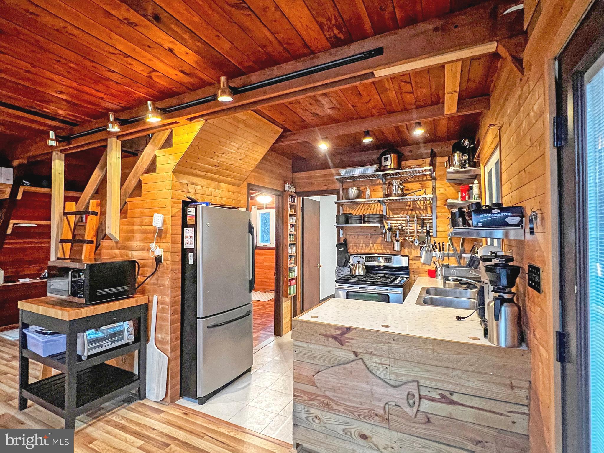 SHANNONDALE - Residential