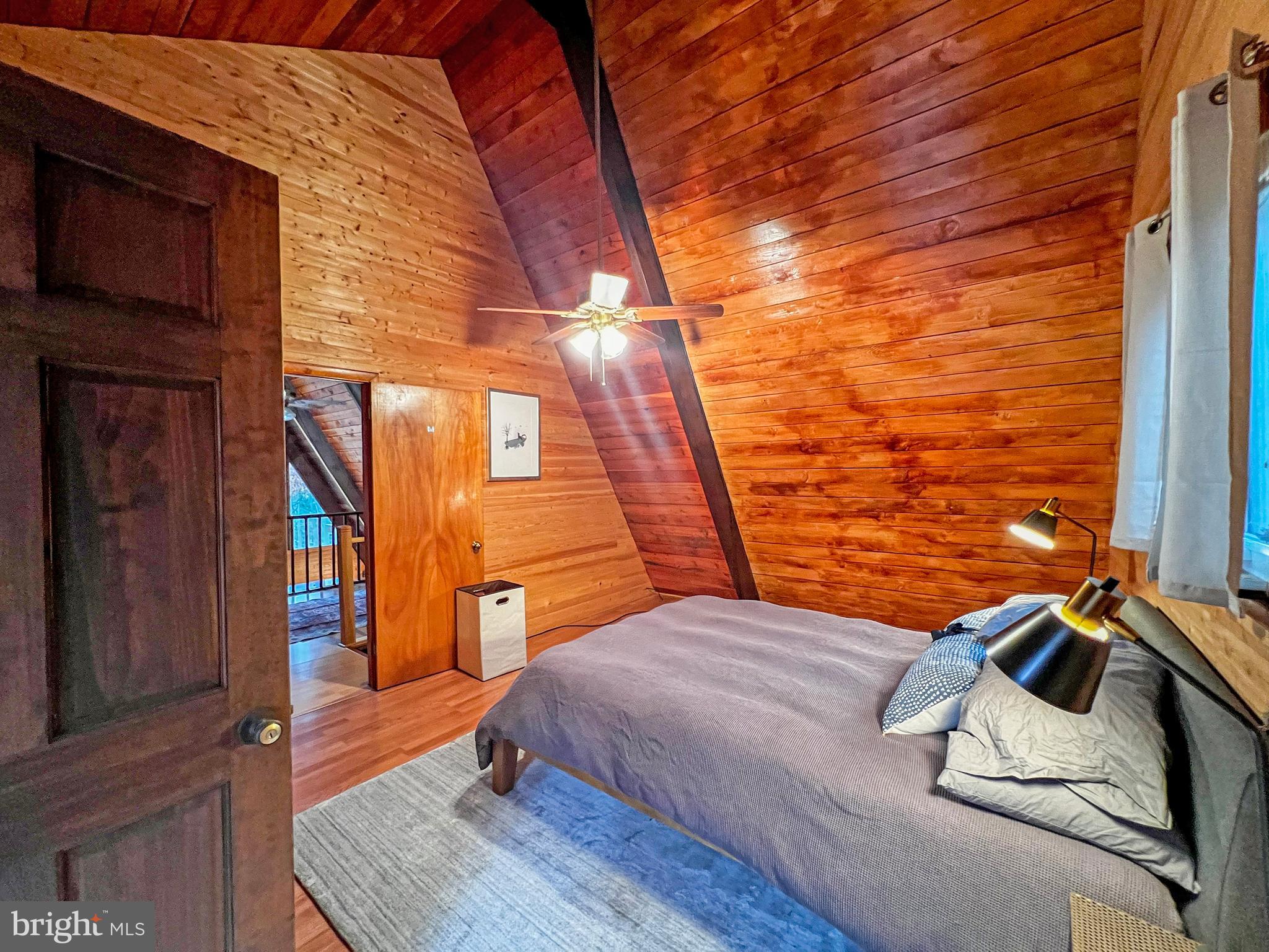 SHANNONDALE - Residential