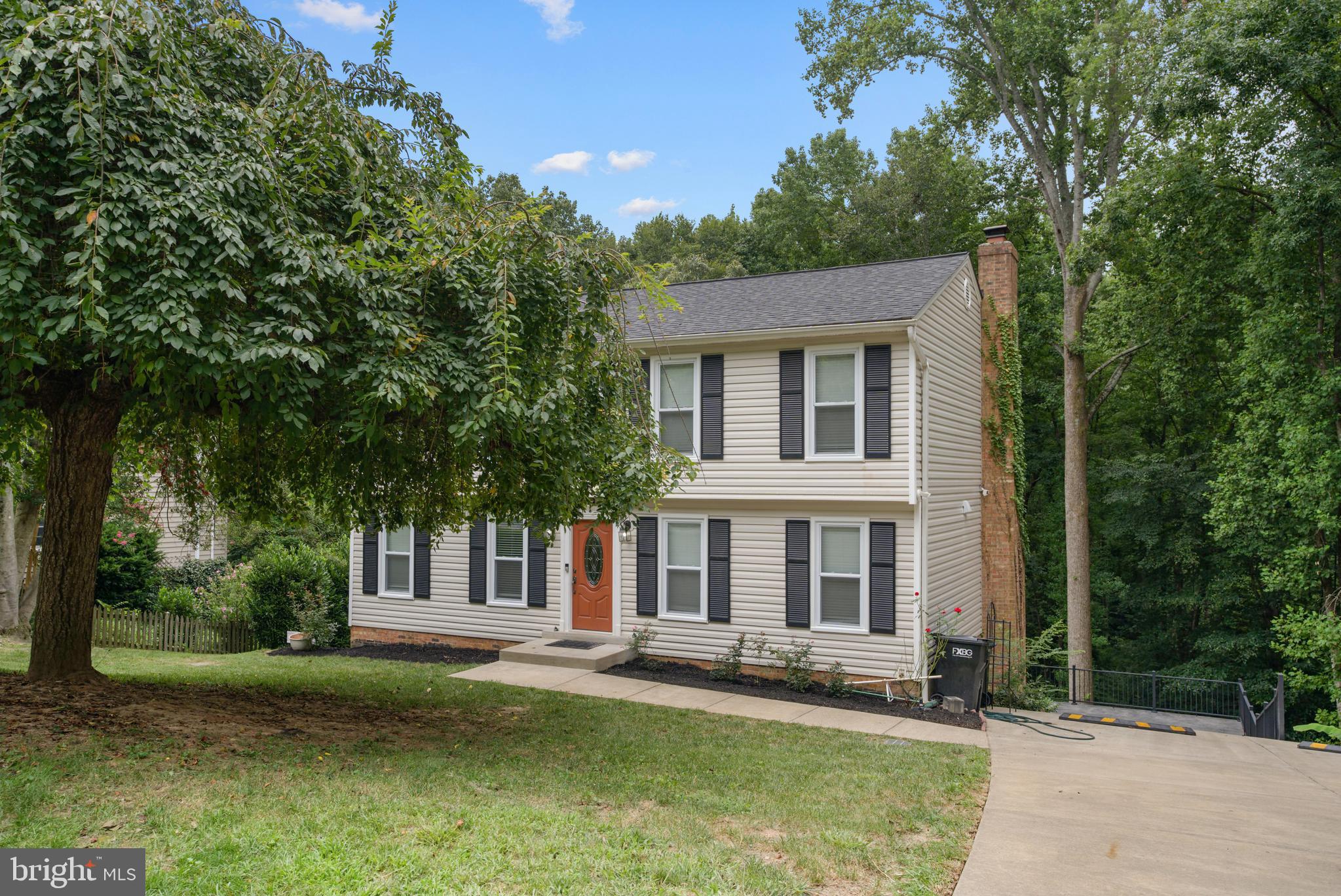 10 SENECA TERRACE
