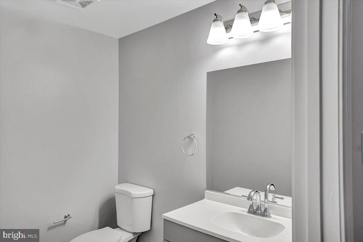 PADONIA COMPLEX - Residential Lease