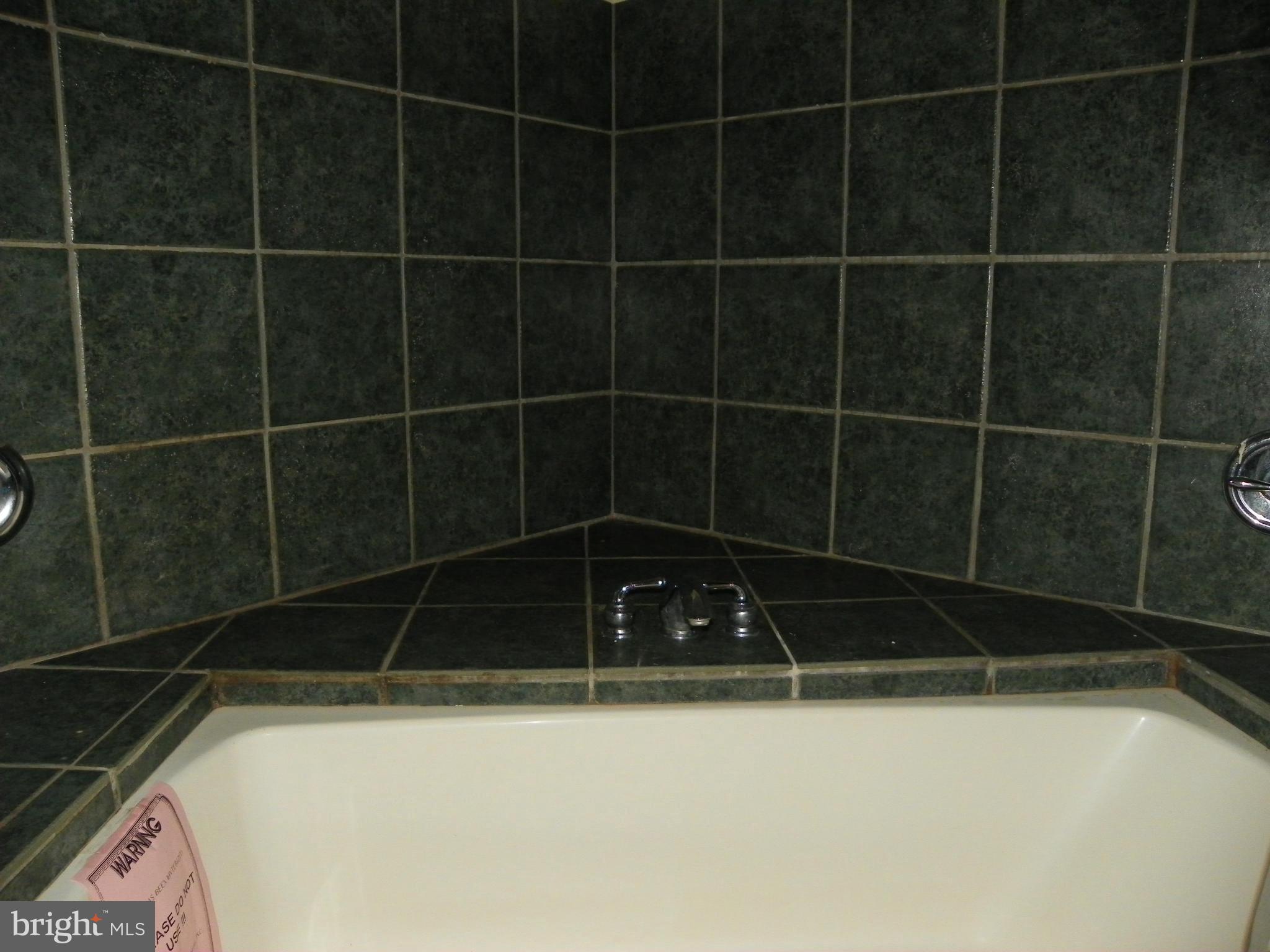 WEST SIDE - Residential