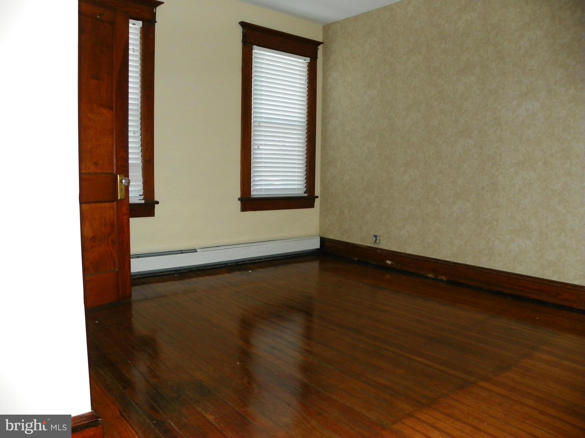 WEST SIDE - Residential