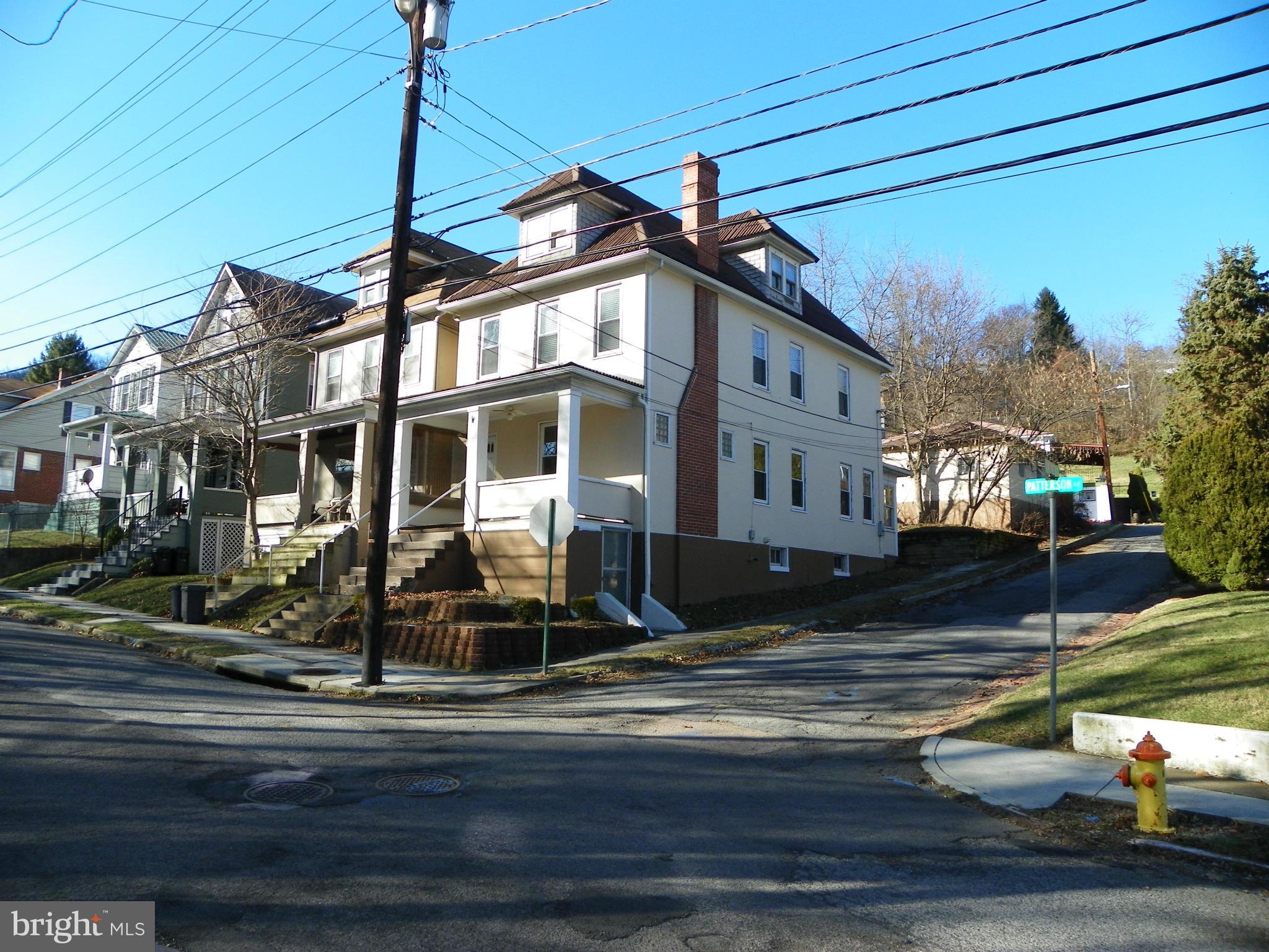 WEST SIDE - Residential