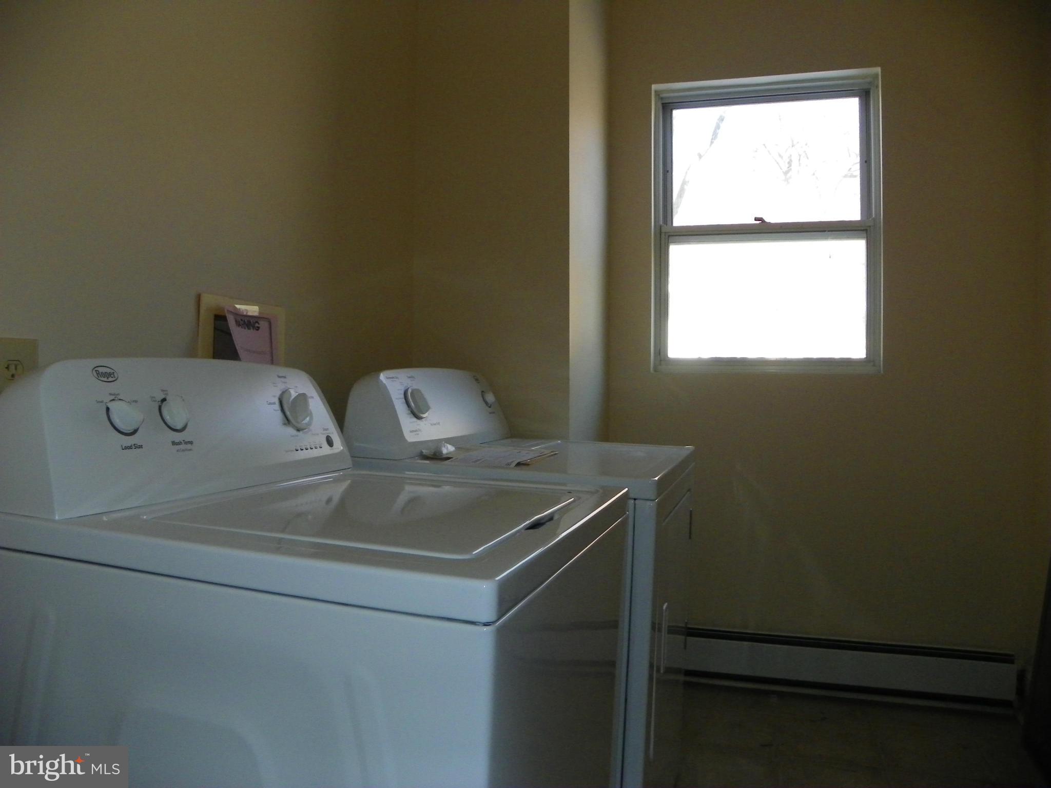 WEST SIDE - Residential