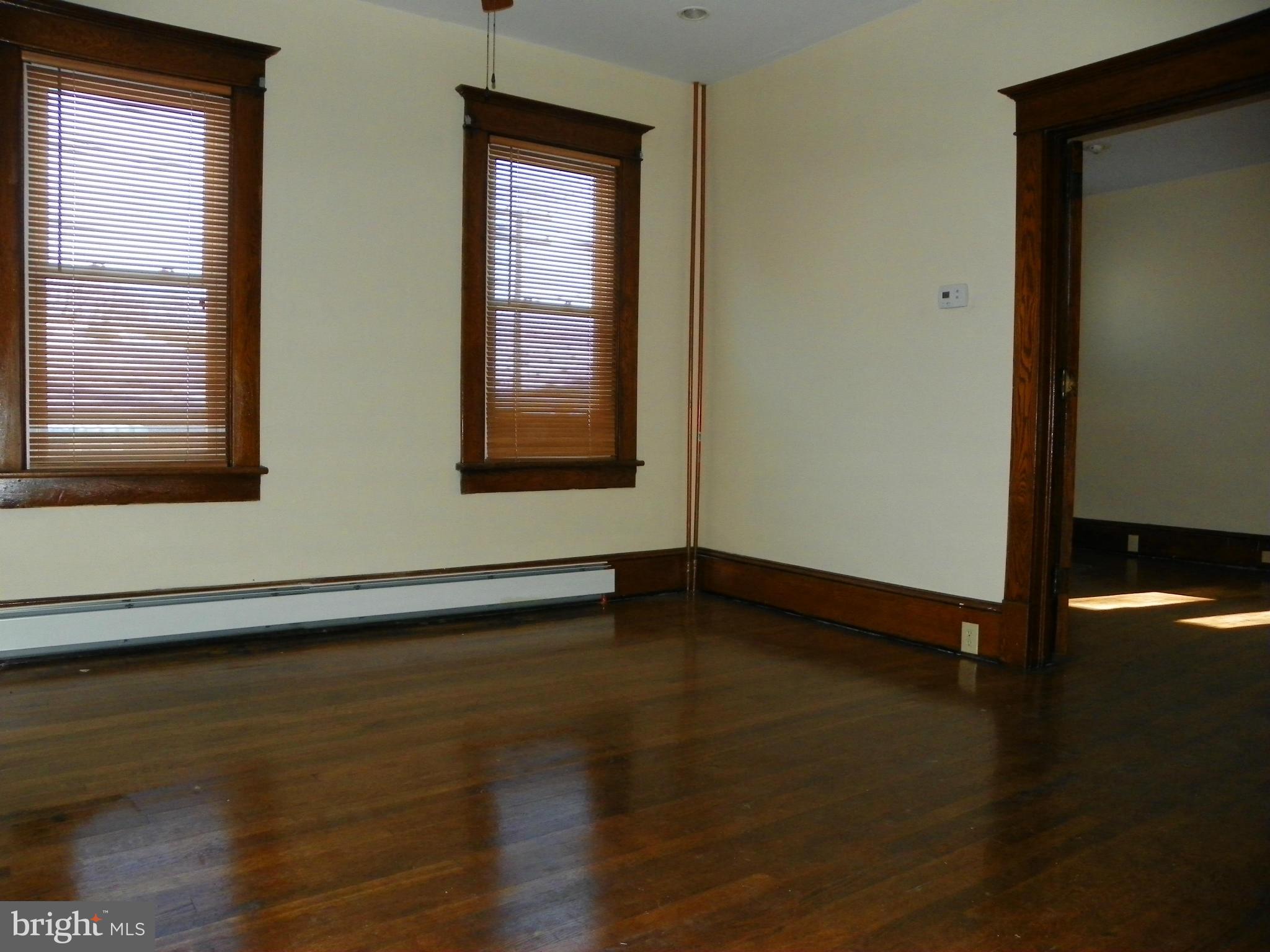 WEST SIDE - Residential