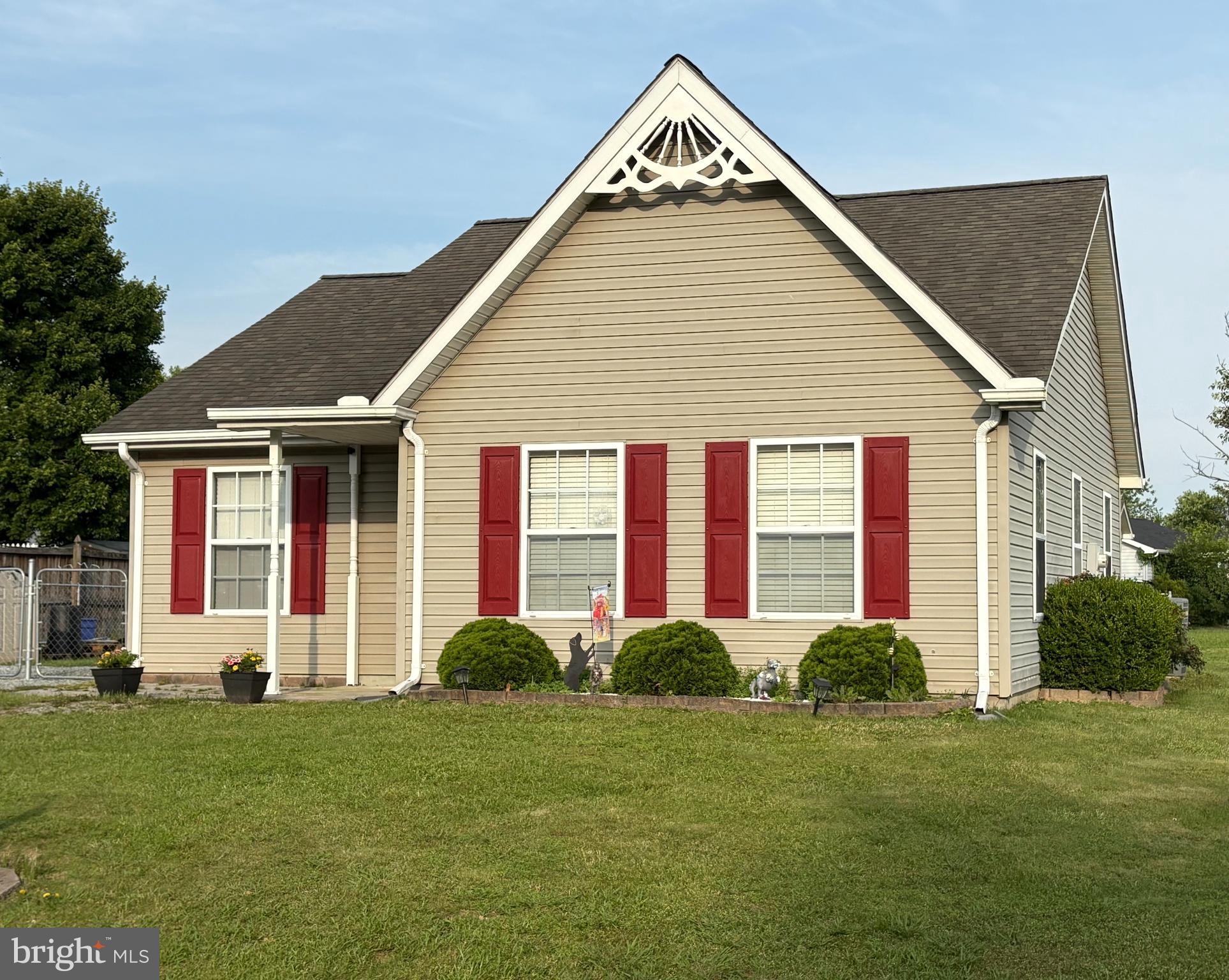 KNIGHTS LANDING - Residential