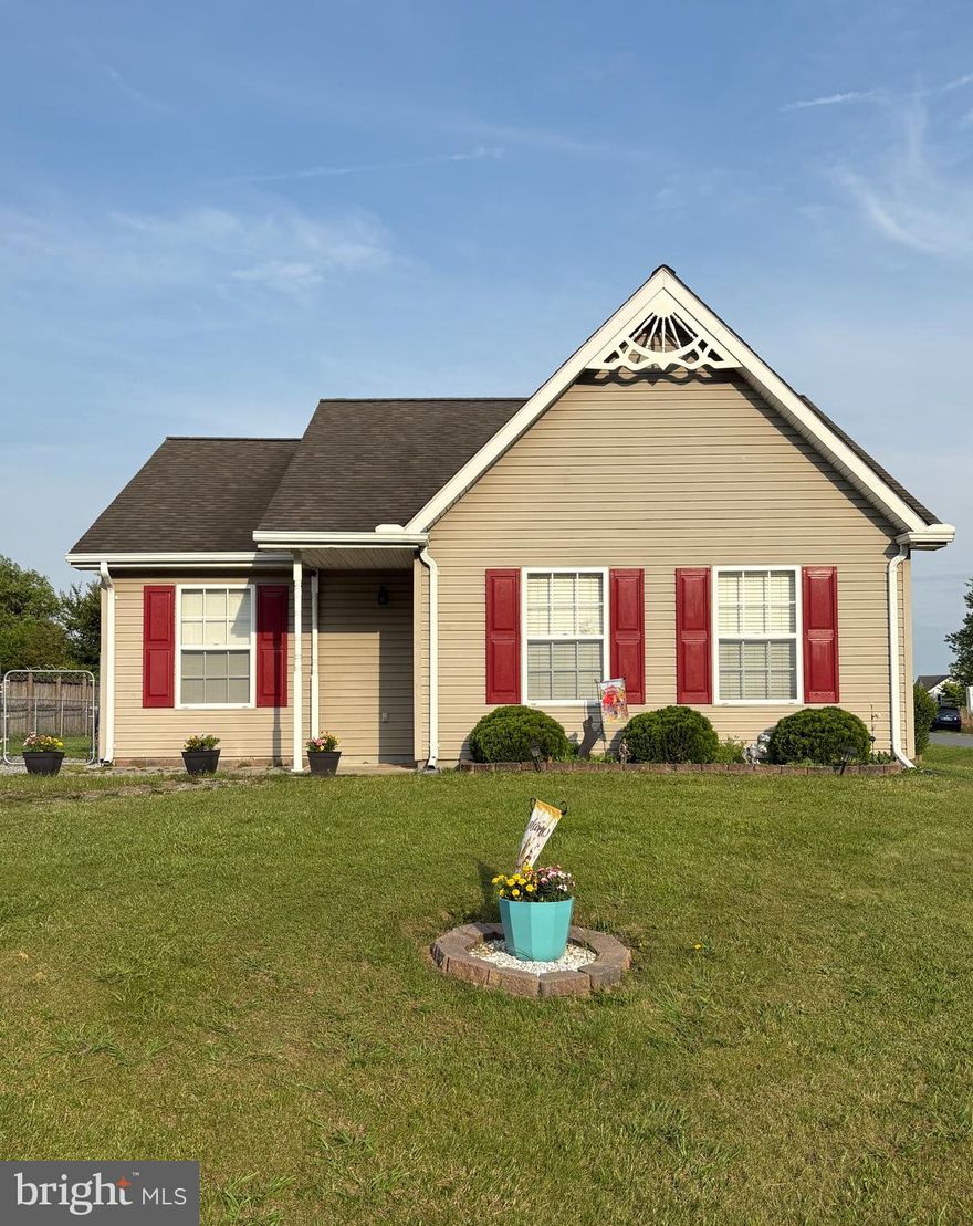 Welcome to Travis Trail.  This move in ready home sits on a corner lot and has that gingerbread style with a modern twist.  Home has been well kept and hosts great space. Home has a lot of natural light, and LVT floors throughout. The backyard is fenced in and is flexible for all your outdoor needs. Close by is the park with lots of things to do like sports, walking, and playgrounds. The community center is also close by and offers all kinds of recreation.