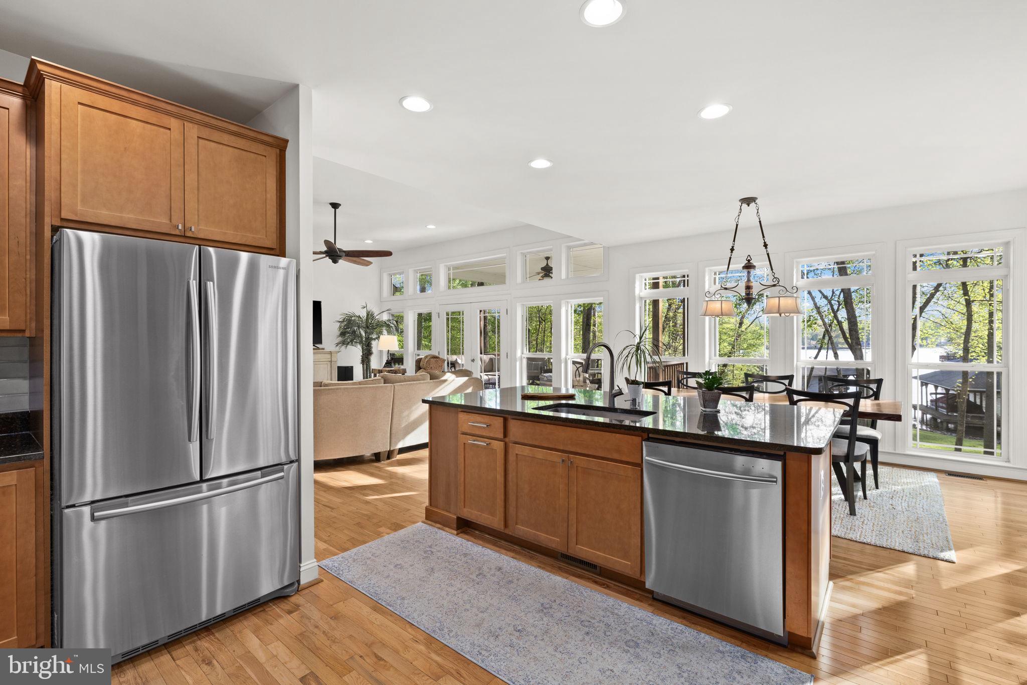 SARA SCOTT ESTATE - Residential