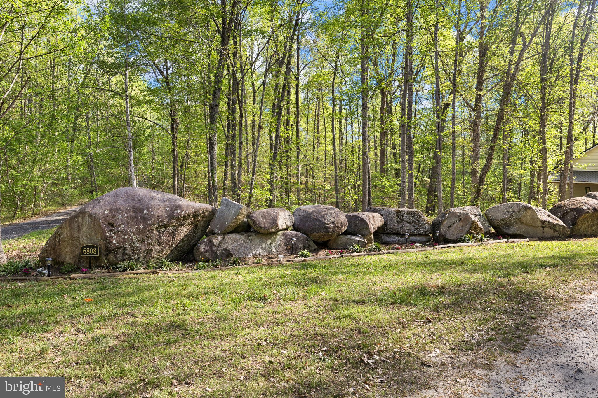 SARA SCOTT ESTATE - Residential
