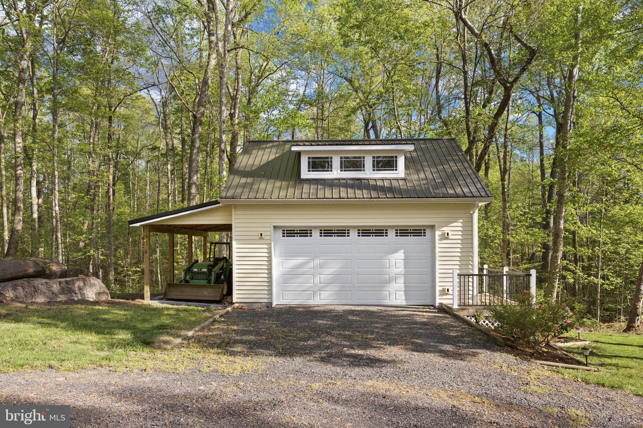 SARA SCOTT ESTATE - Residential