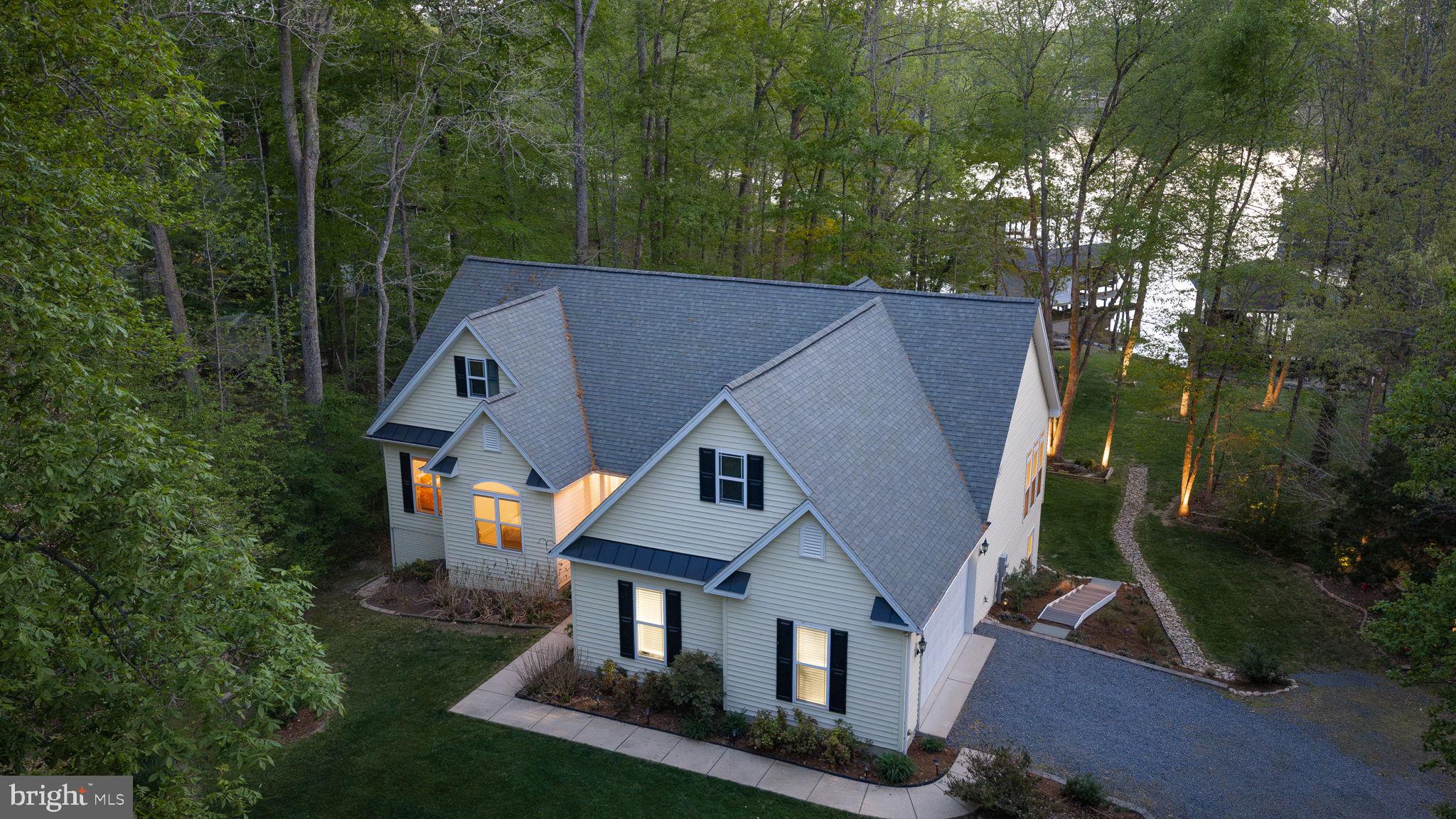 SARA SCOTT ESTATE - Residential