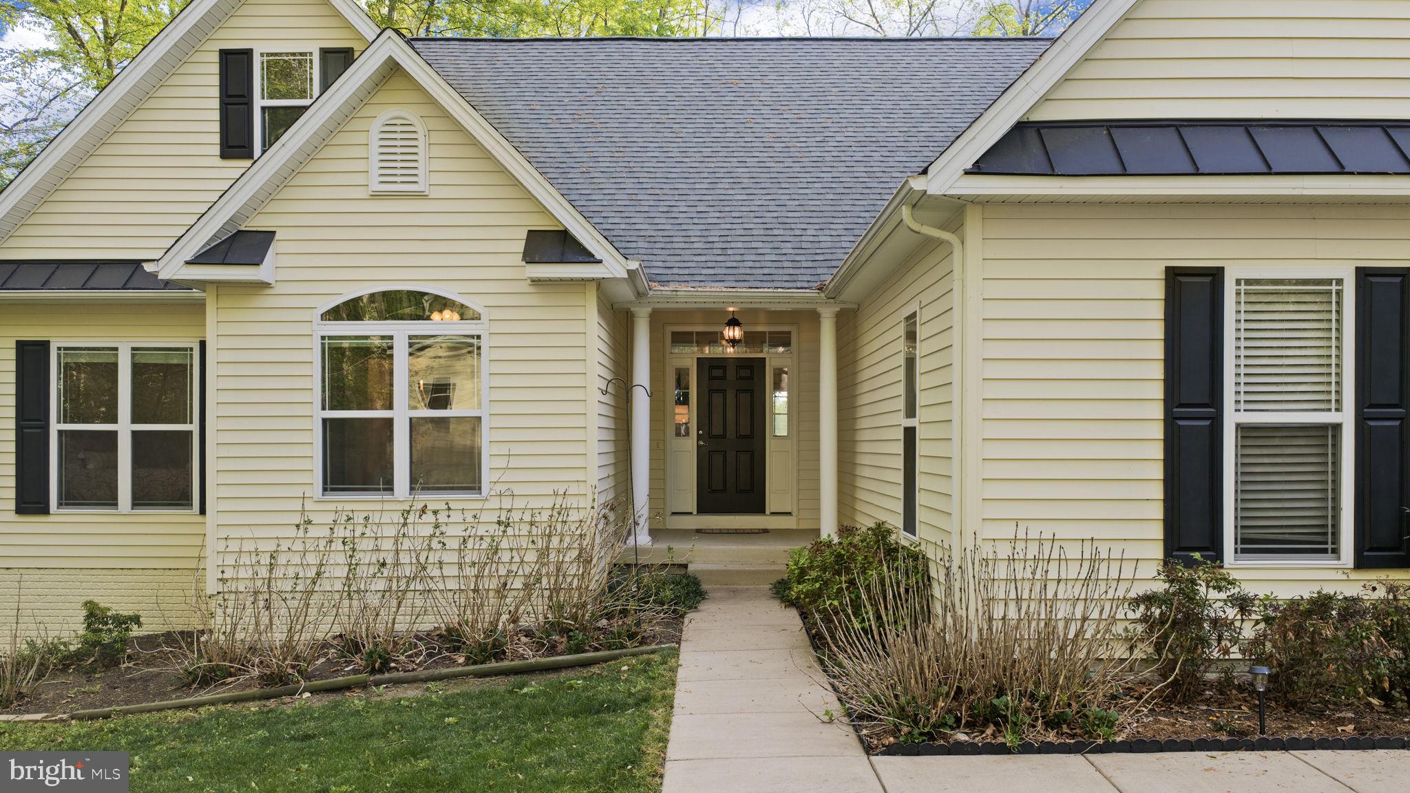 SARA SCOTT ESTATE - Residential