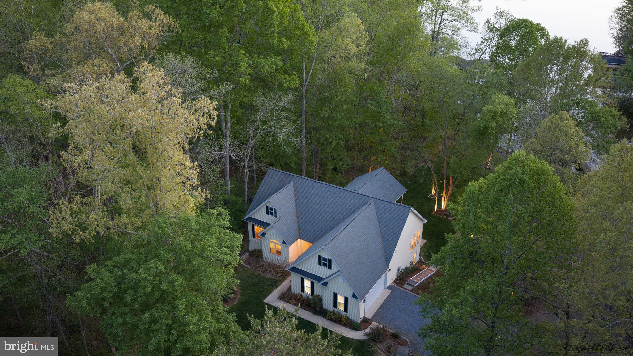 SARA SCOTT ESTATE - Residential