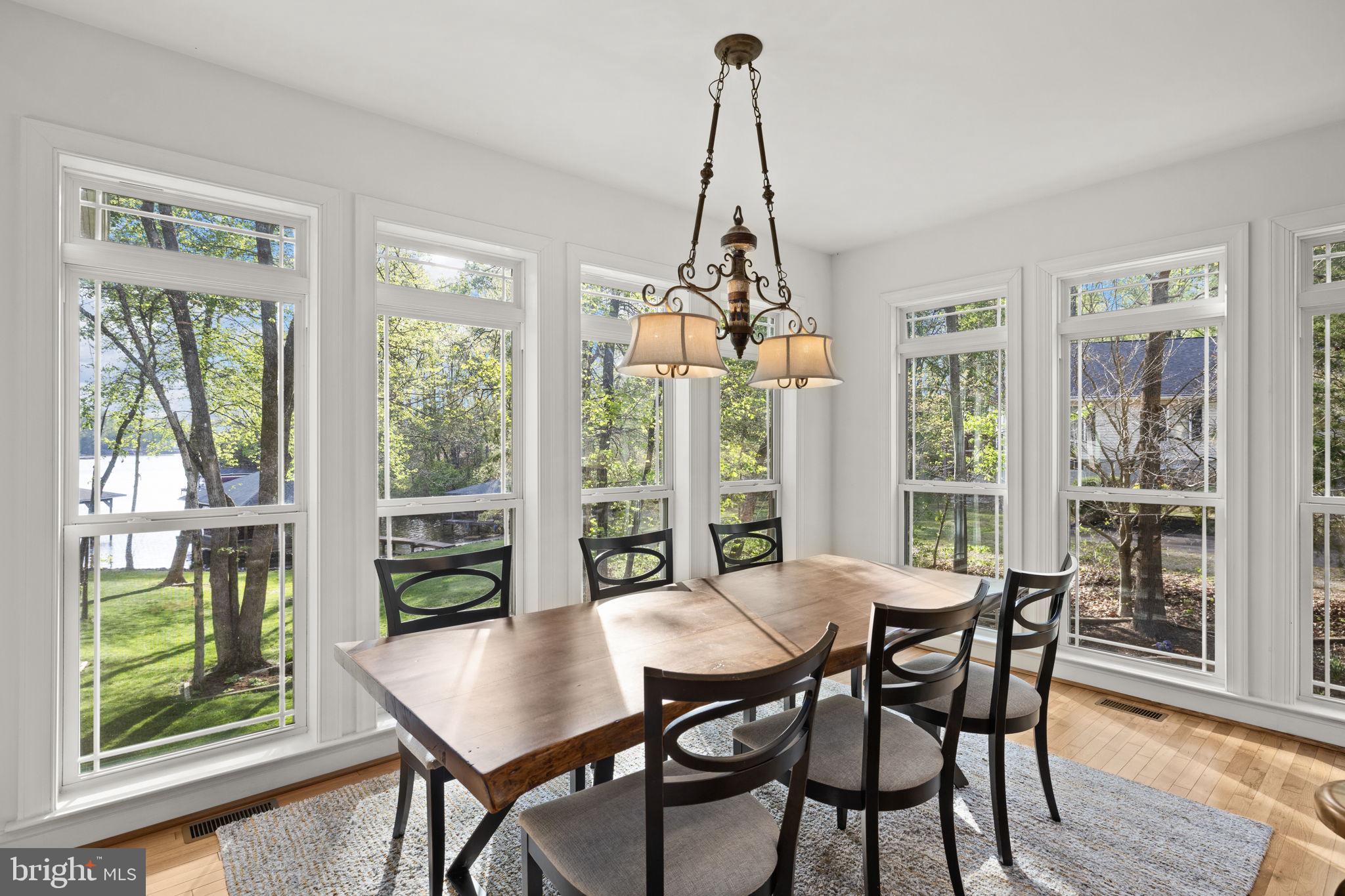 SARA SCOTT ESTATE - Residential