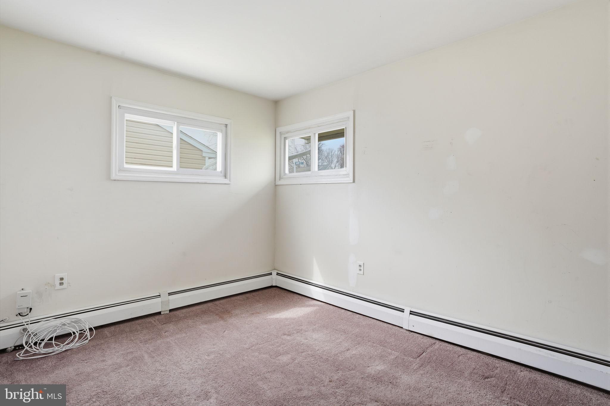 INDIAN CREEK - Residential