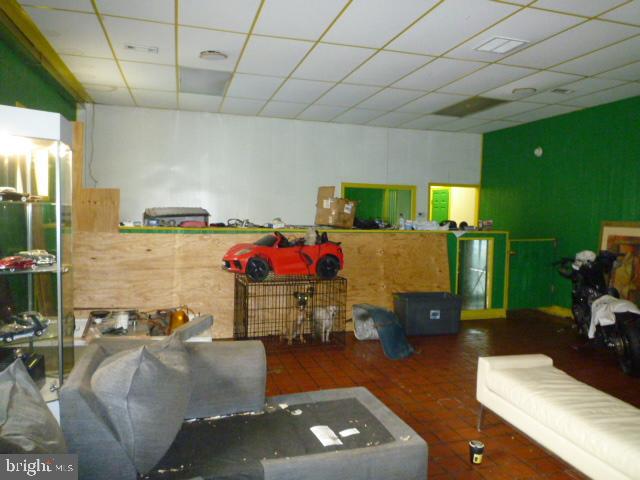 2032 FREDERICK AVENUE