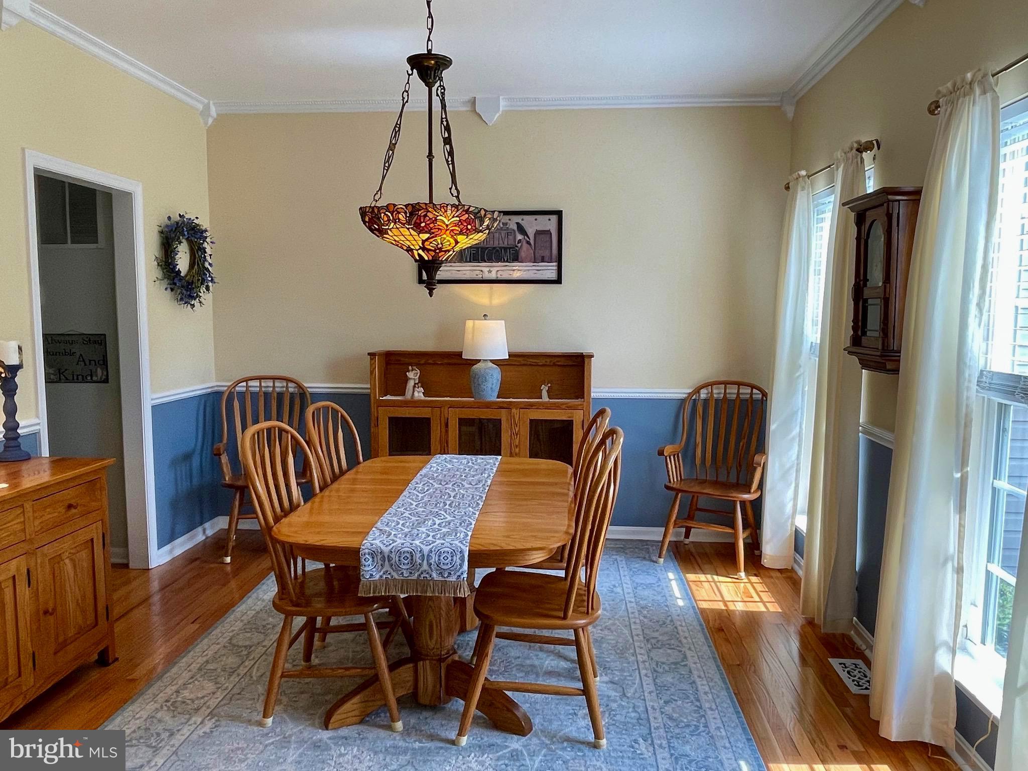 APPLE KNOLLS ESTATES - Residential