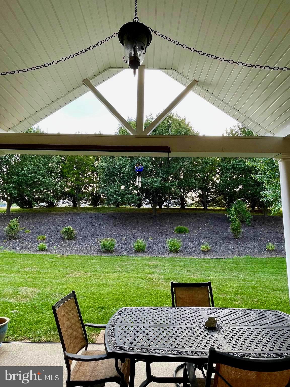 APPLE KNOLLS ESTATES - Residential