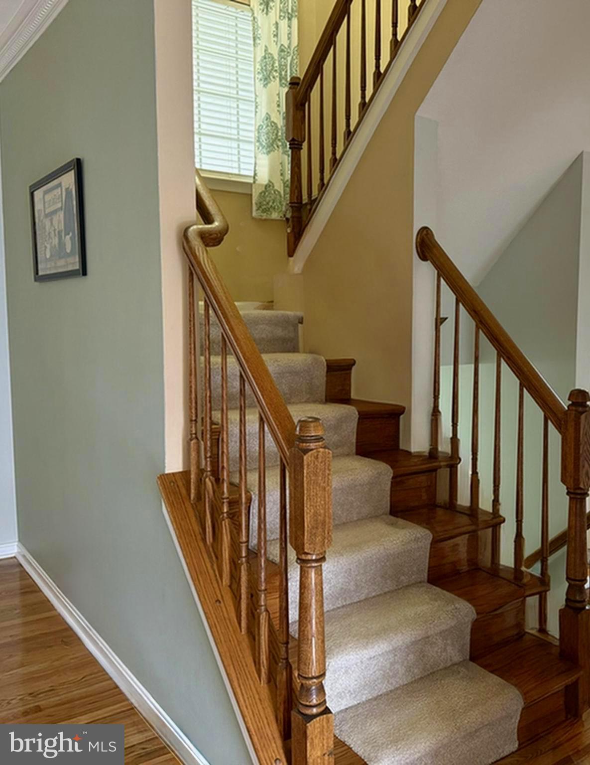 APPLE KNOLLS ESTATES - Residential