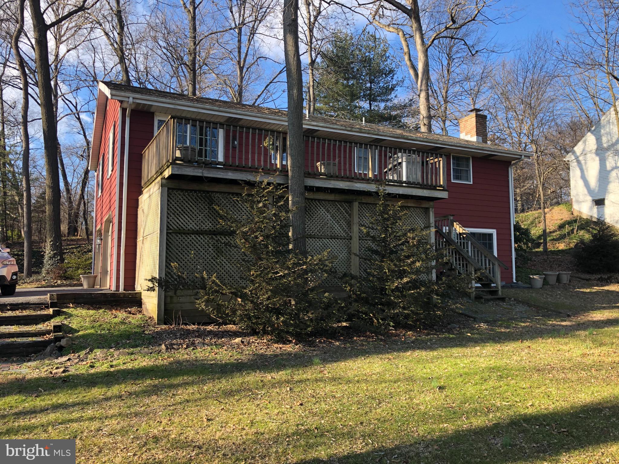 HILLCREST - Residential