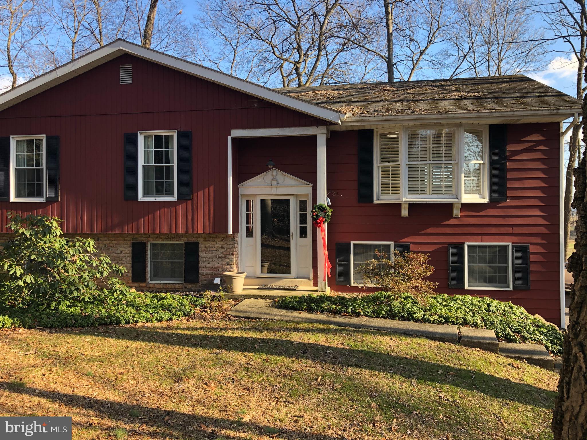 HILLCREST - Residential