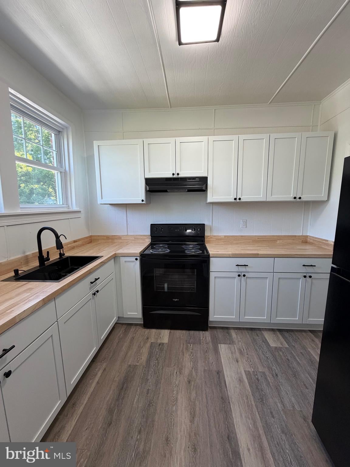 119 HIGH STREET: 601 WILLIAM ST UNIT 1