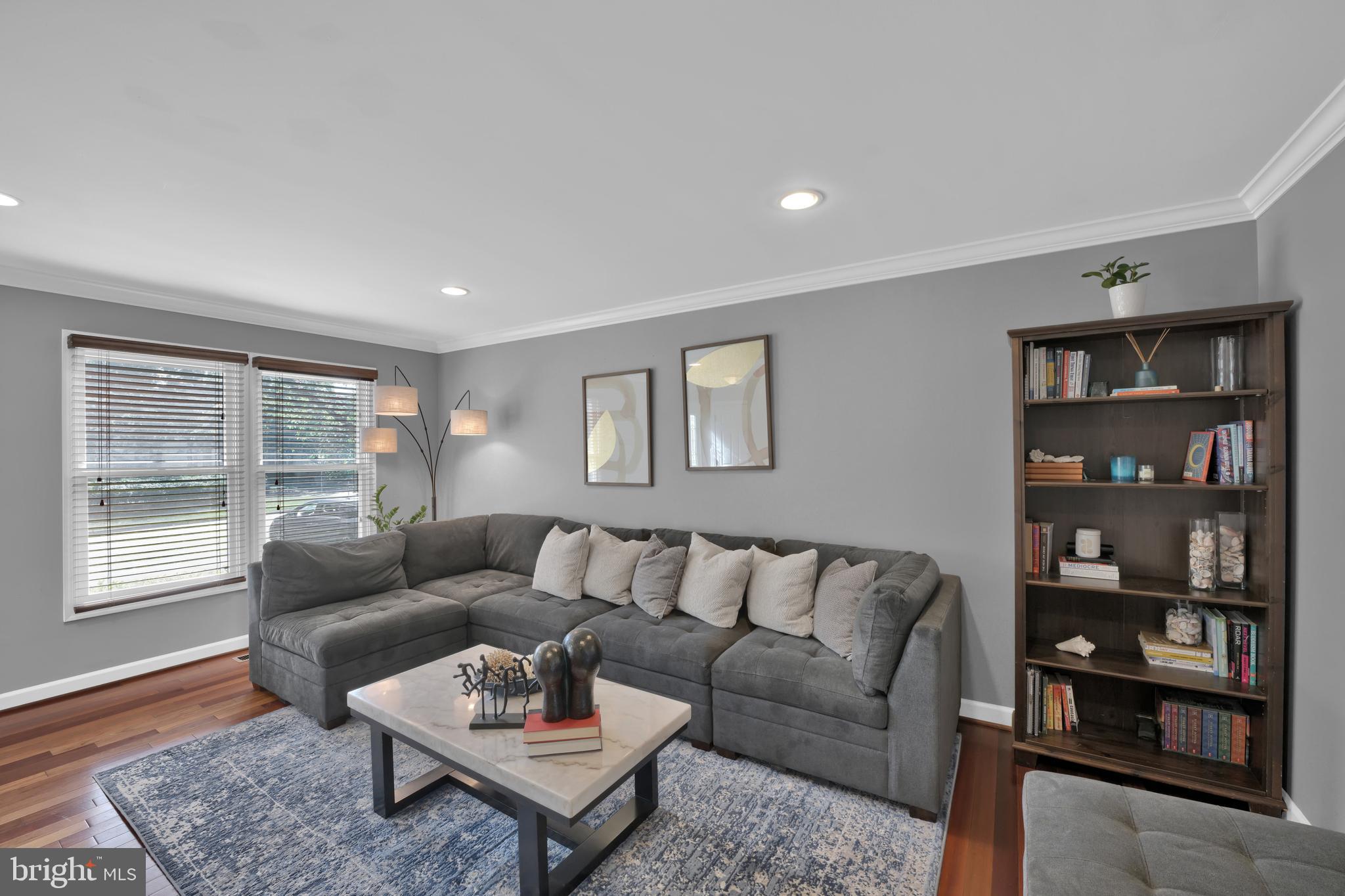 ASHBURN FARM - Residential