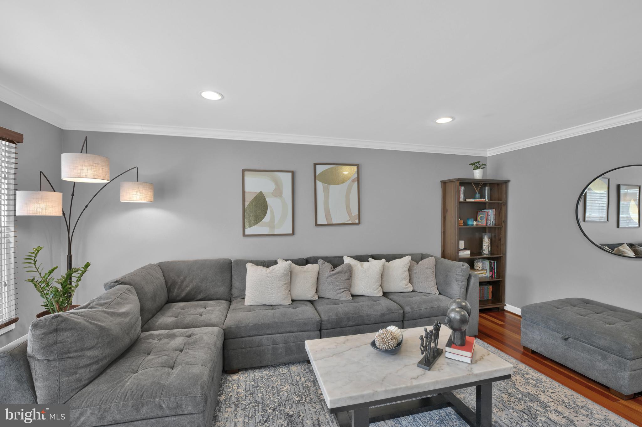 ASHBURN FARM - Residential