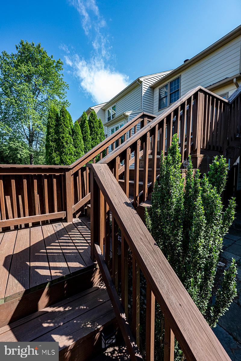 ASHBURN FARM - Residential