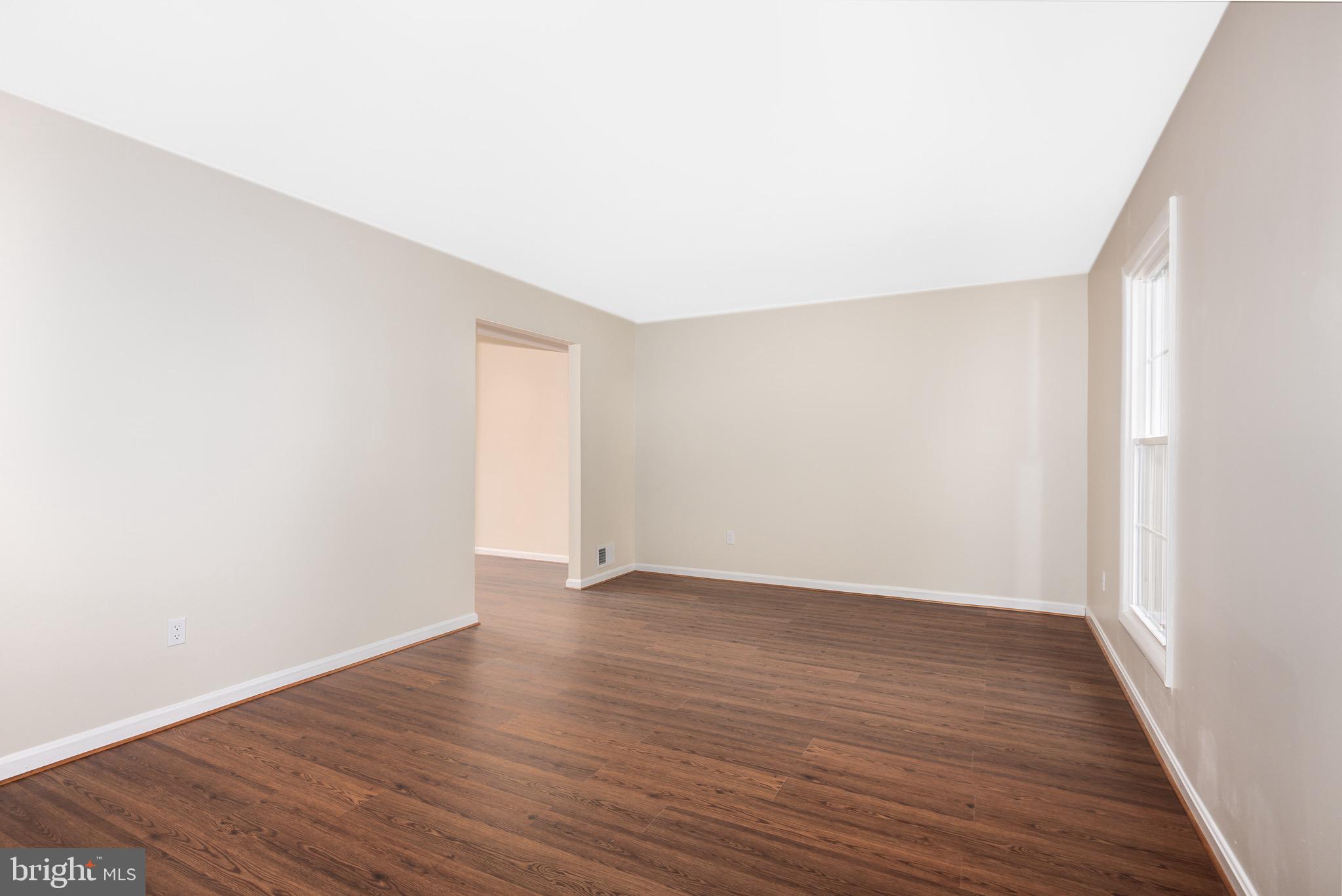 THE PROVINCES - Residential