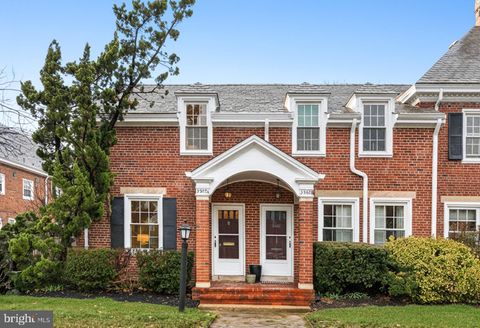 Condo For Sale - 3507 S Stafford Street #A<br/> ARLINGTON, VA 22206